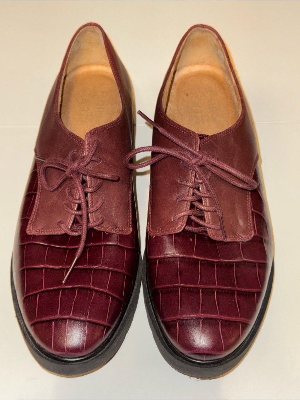 Naturalizer Women’s Burgundy Leather Lace-Up Flats size 10